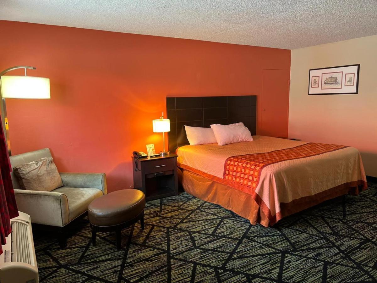 Travelers Lodge Beatrice Екстер'єр фото